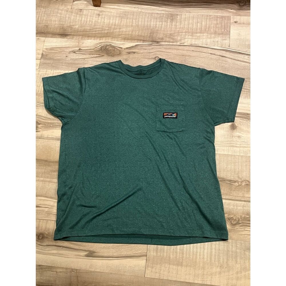 Patagonia Short-Sleeve Pocket Tee in Heathered Teal size XL
